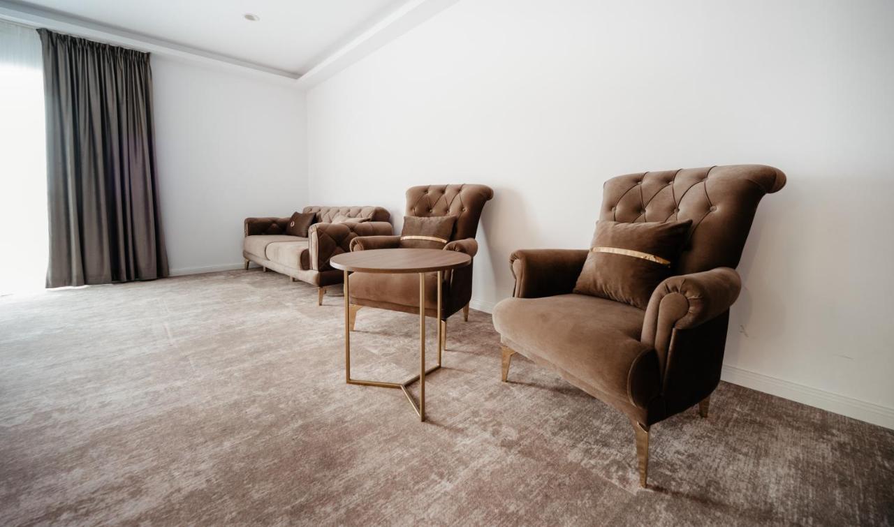 Hotel Ariata Scheia Dış mekan fotoğraf