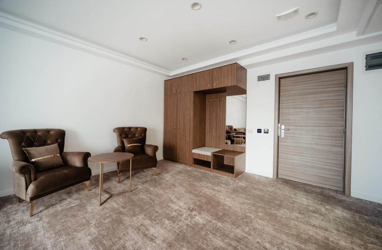 Hotel Ariata Scheia Dış mekan fotoğraf