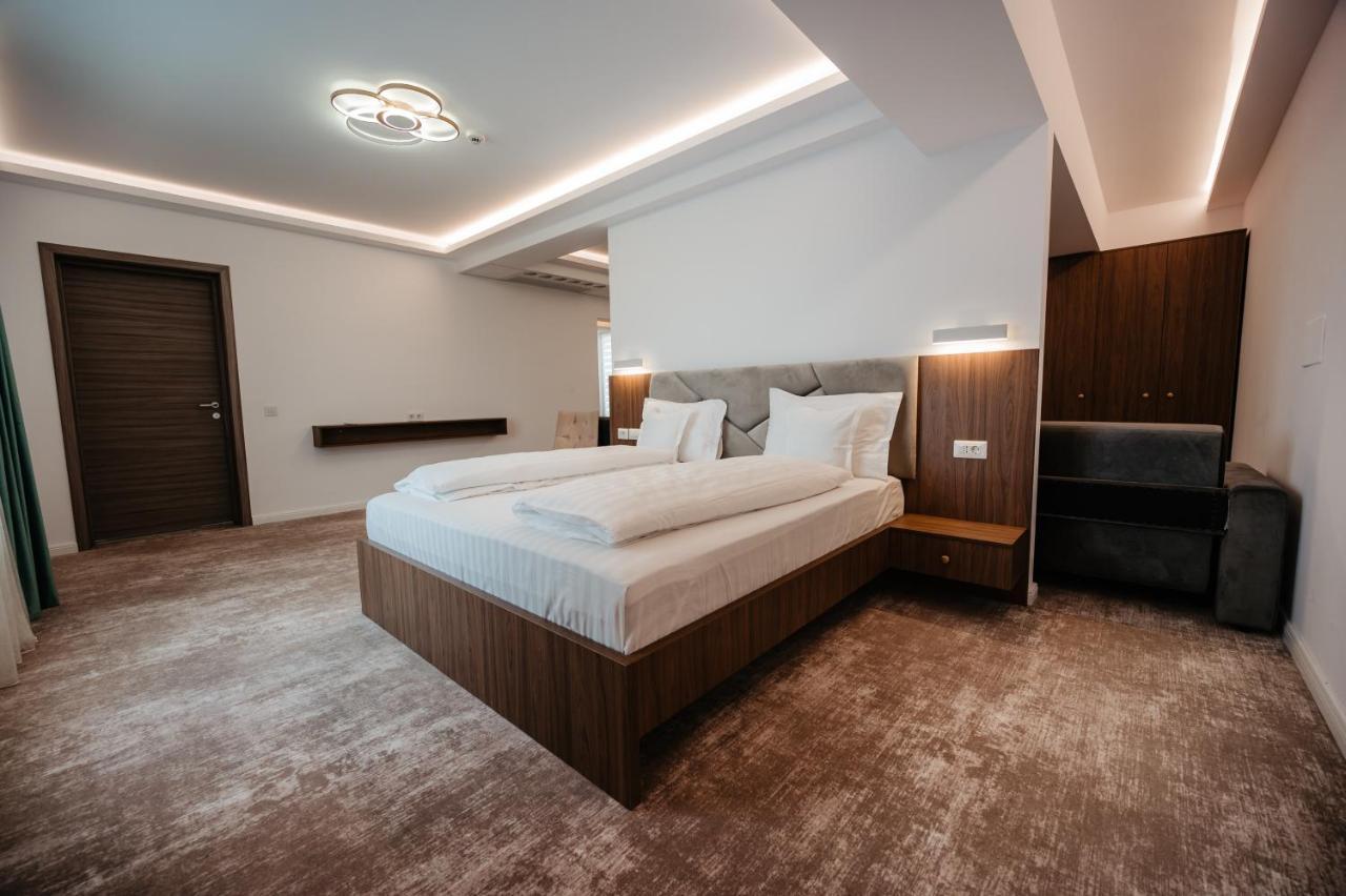 Hotel Ariata Scheia Dış mekan fotoğraf