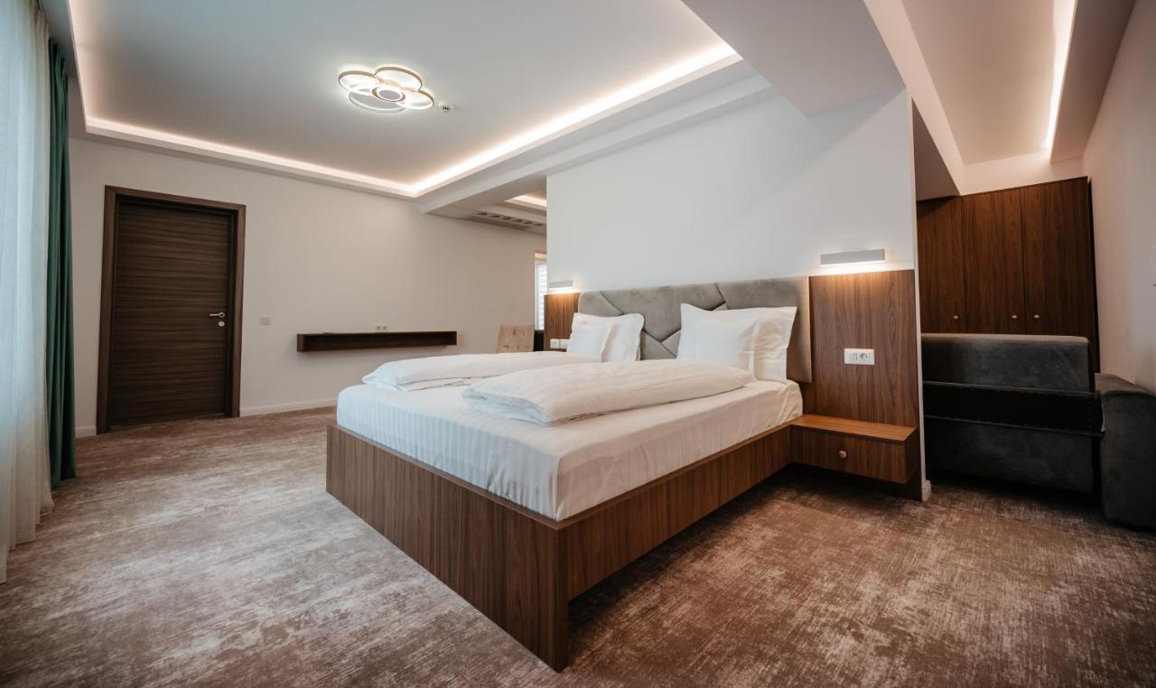 Hotel Ariata Scheia Dış mekan fotoğraf